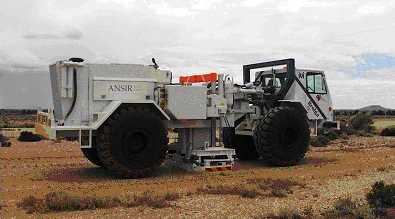 ANSIR vibrator seismic energy source